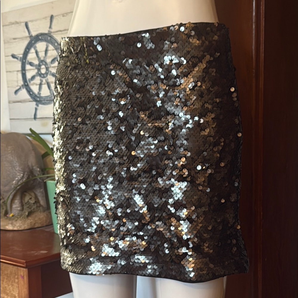 Size M Sequin Mini Skirt - Black and Silver by divides
